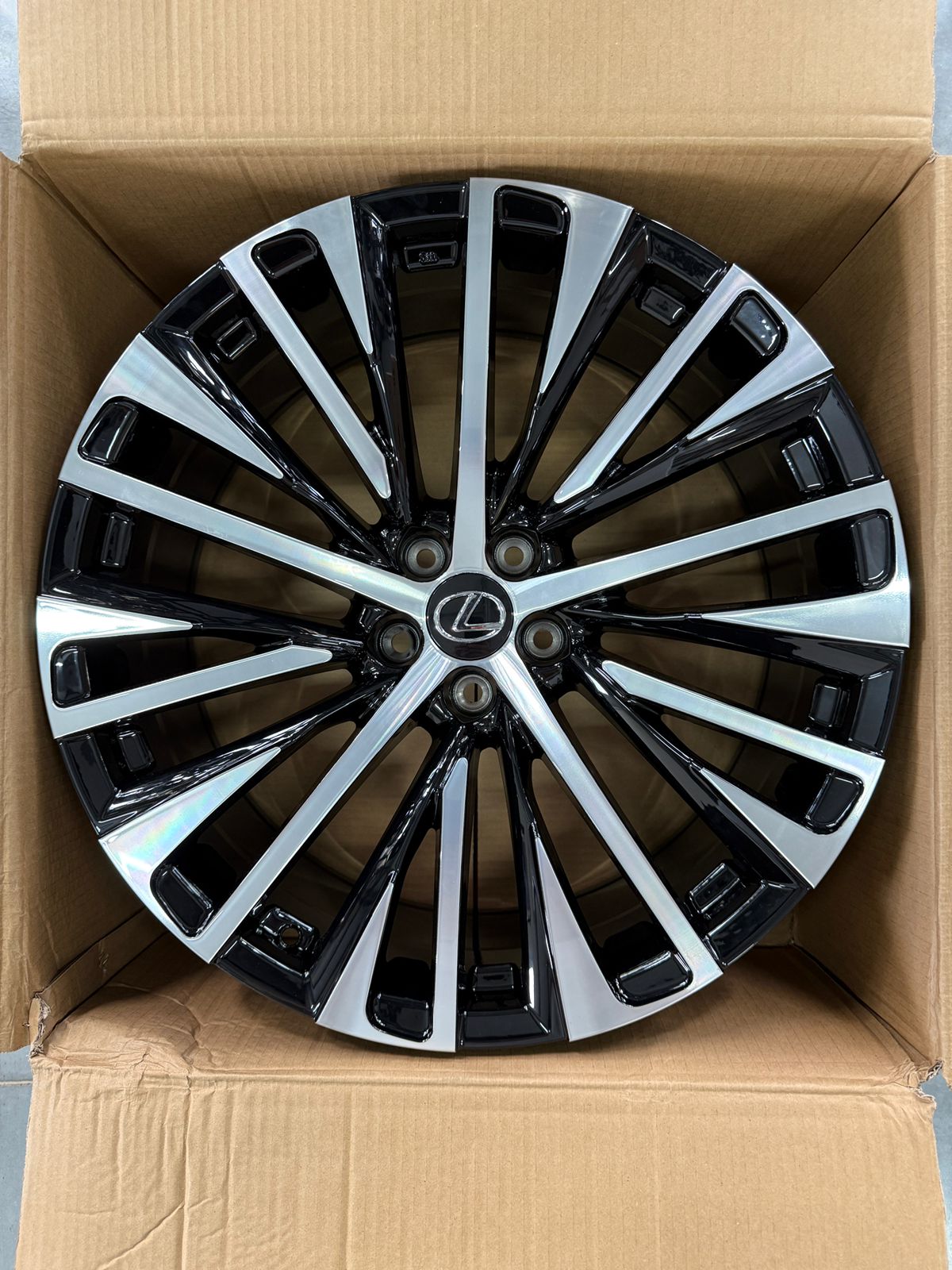 ДискSST &nbsp;0952&nbsp;8JxR20 PCD5x114 ET30 DIA60.1,&nbsp;черный матовый